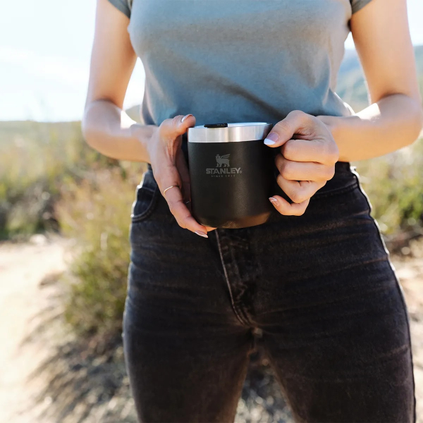 Термочашка Stanley Legendary Classic Camp Mug 350 мл - Чорний